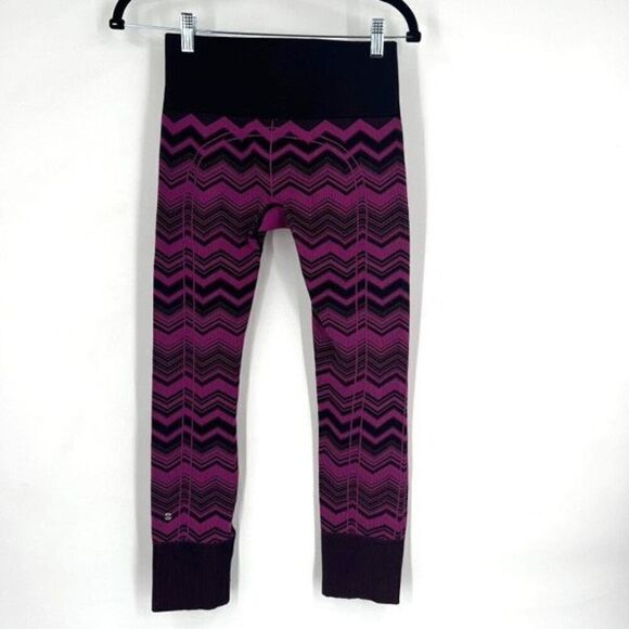 Lululemon Ebb To Street Pant Leggings Tight Heathered Regal Plum Size  6 Chevron - Picture 3 of 11